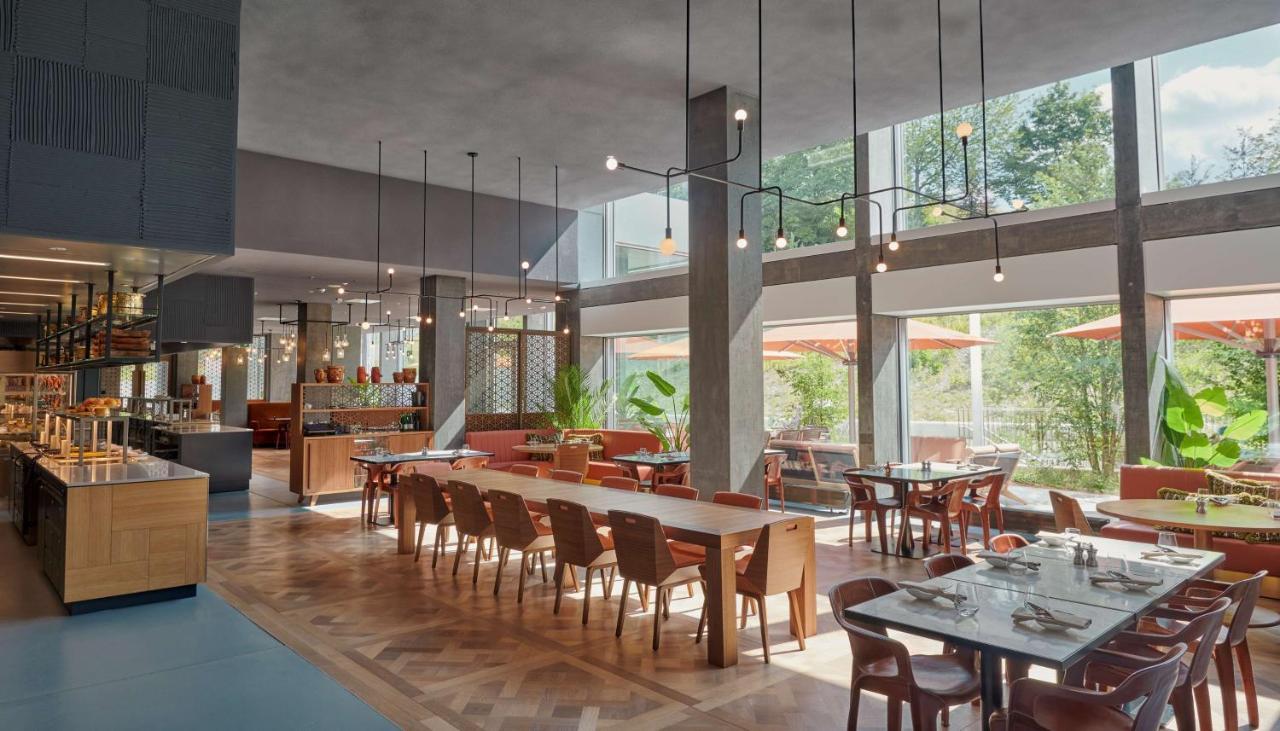 Hyatt Regency Zurich Airport Circle Hotel Клотен Екстериор снимка