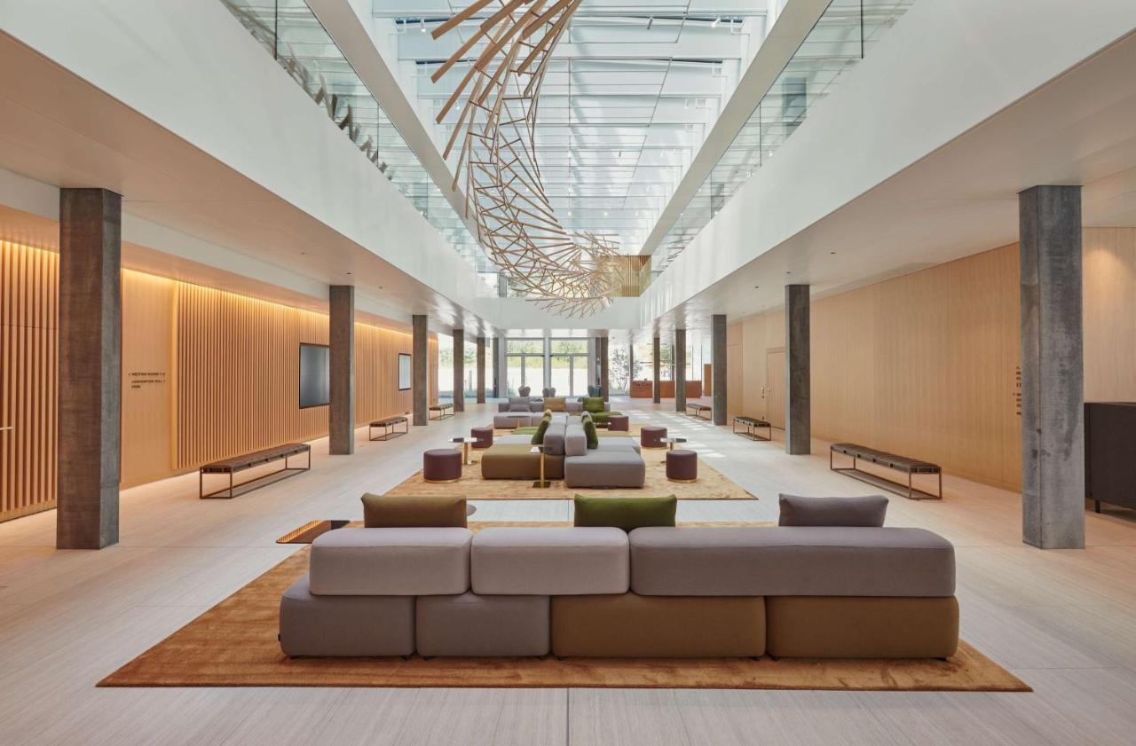 Hyatt Regency Zurich Airport Circle Hotel Клотен Екстериор снимка