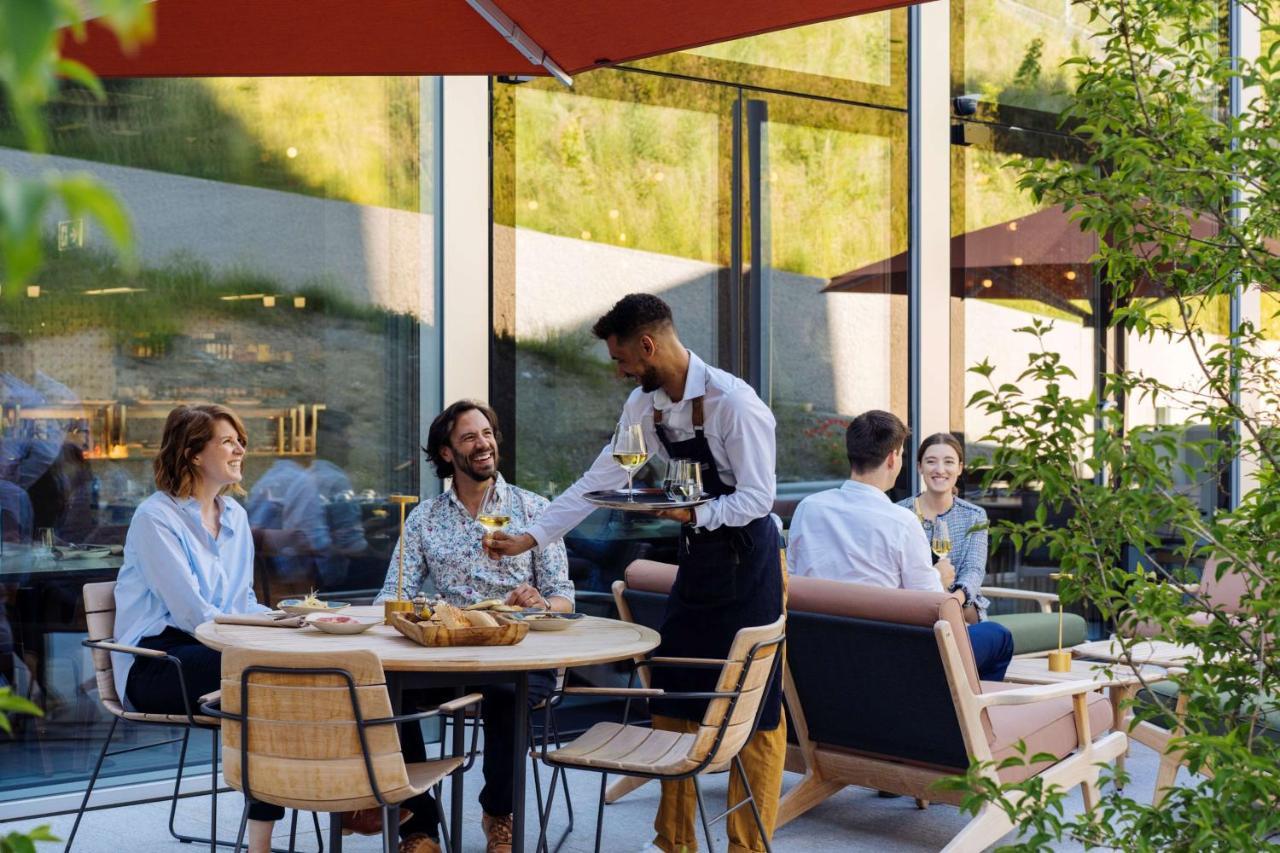 Hyatt Regency Zurich Airport Circle Hotel Клотен Екстериор снимка