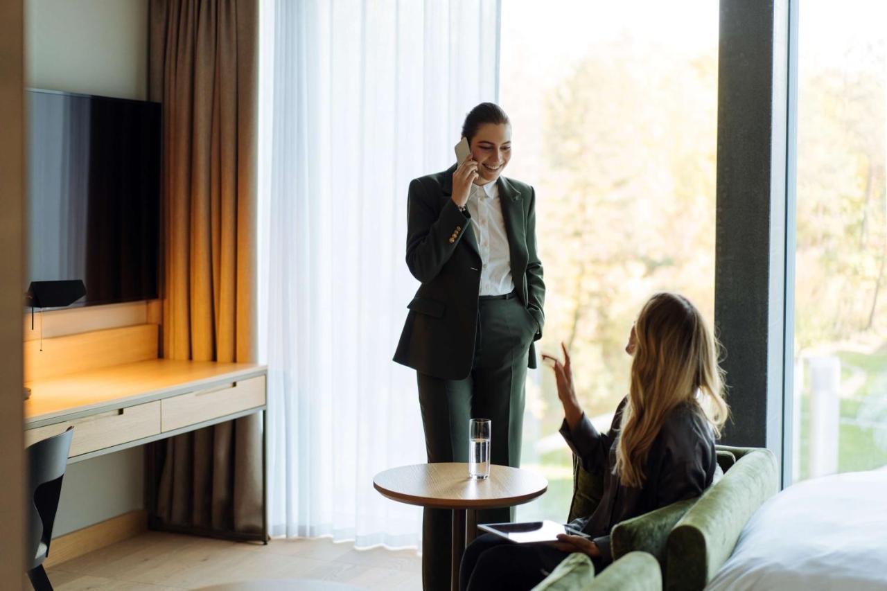 Hyatt Regency Zurich Airport Circle Hotel Клотен Екстериор снимка